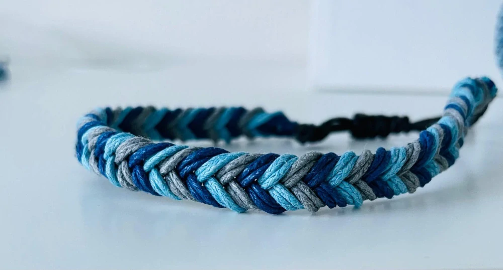 Macrame náramek pro malého psa nebo pána