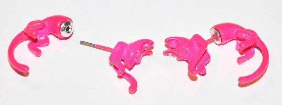Růžové náušnice 3D šelma