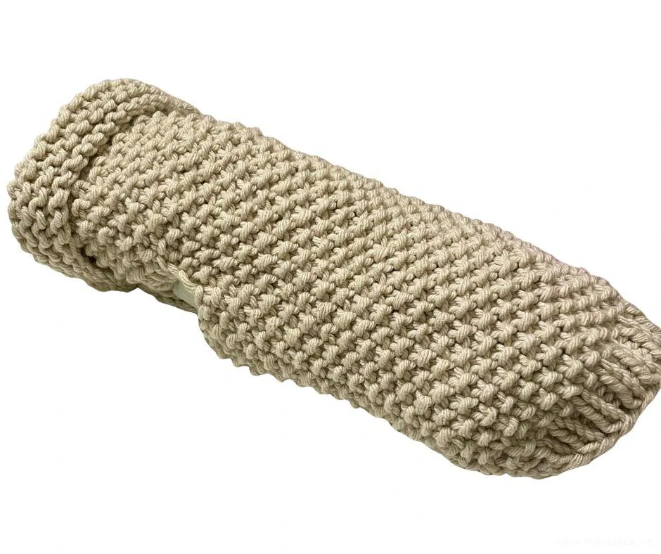 Ručně pletený zimní svetr pro psy 45-50cm