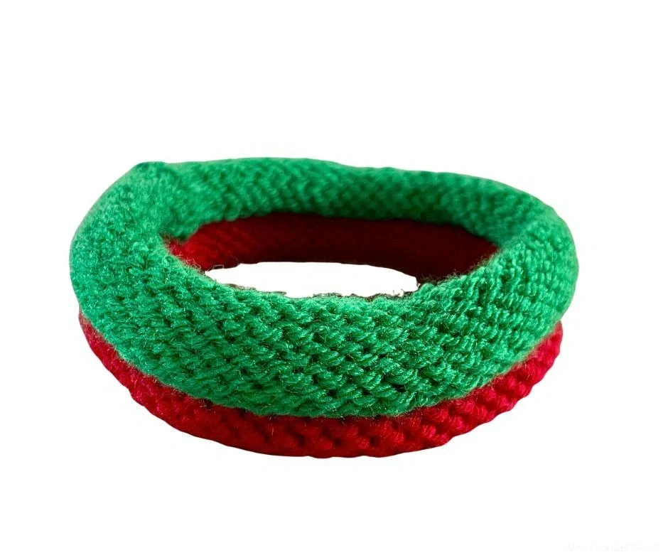 Ozdobný obojek červeno zelený