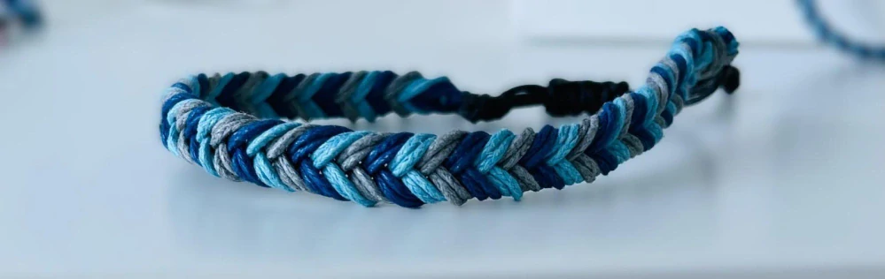 Macrame náramek pro malého psa nebo pána