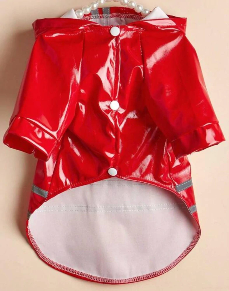 Červená pláštěnka pro psa