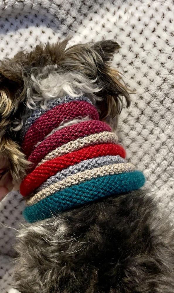 Ozdobný pletený obojek pro psy bílá šedá