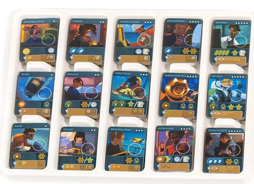 Endeavor: Hlubiny moří