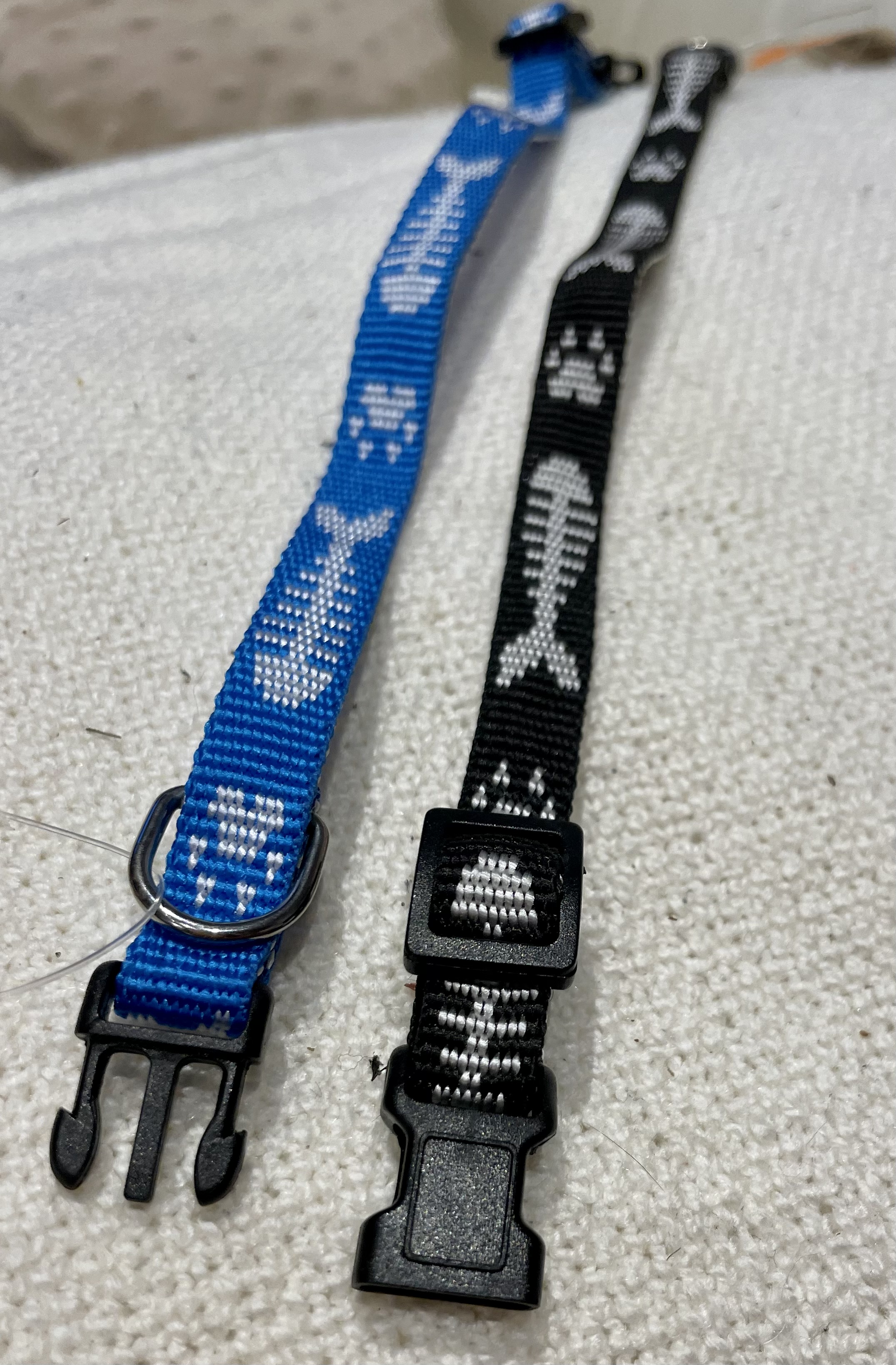 Obojek pro malé psy kolekce  Fish bones 10mm 