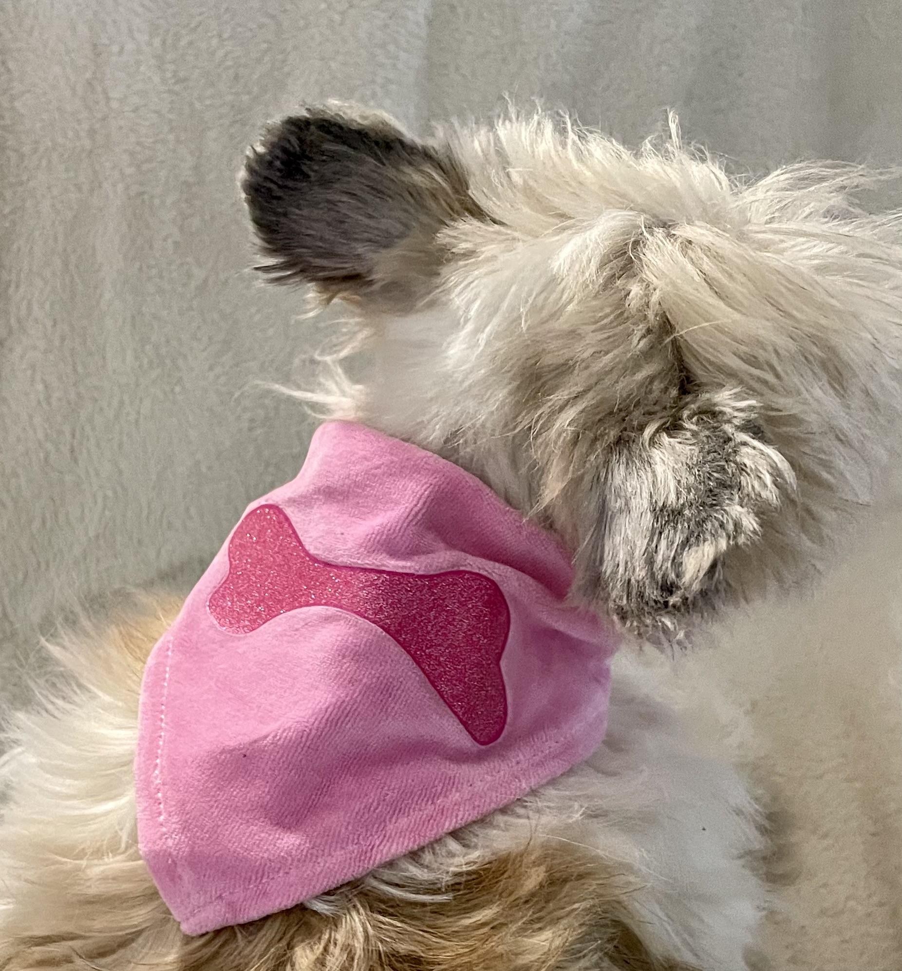 Šátek pro malého psa růžový 24-30cm