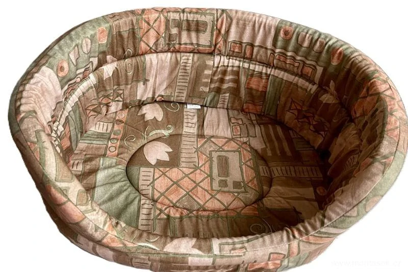 Pelíšek ovál vysoký mikroplyš hnědý