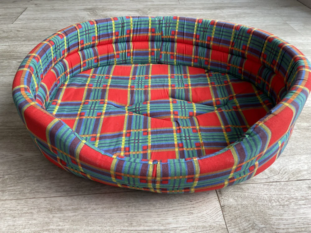 Pelíšek pro psa látkový