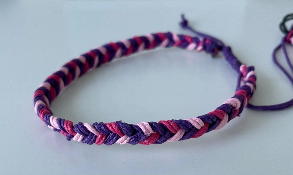 Macrame náramek pro malého psa nebo paničku růžový