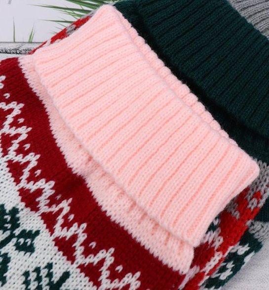 Růžový svetr pro psa norský vzor 36cm