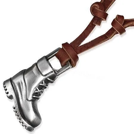 Přívěšek těžká bota na kůži 31