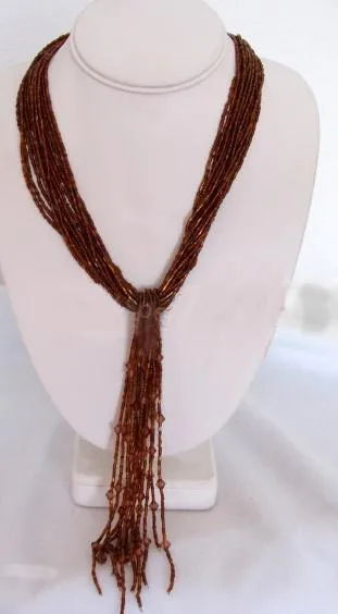 Náhrdelník bižuterie hnědý 765