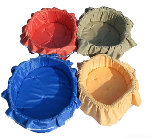 Pelíšek pro psa s volánky