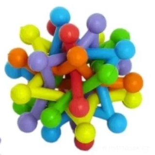 Hračka pro psy splétaná tvrdá guma 5,5cm