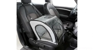 Autosedačka pro psa uzavíratelná